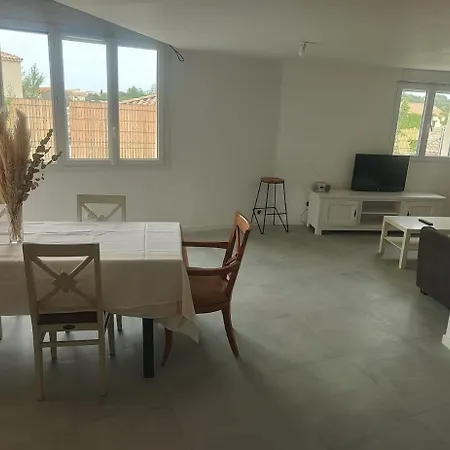Chalet -belle Vue-villa Duplex-ac-jardin-parking