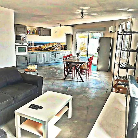 シャレー -belle Vue-villa Duplex-ac-jardin-parking *